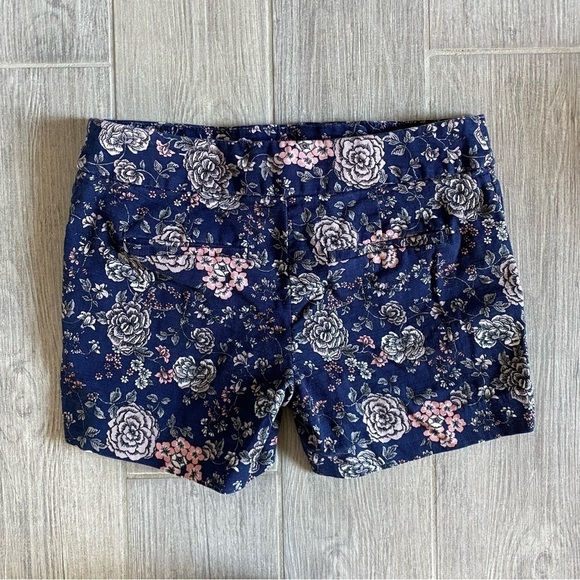𝅺ann Taylor LOFT Riviera Short Navy and Pink Floral Size 0 - Picture 7 of 9